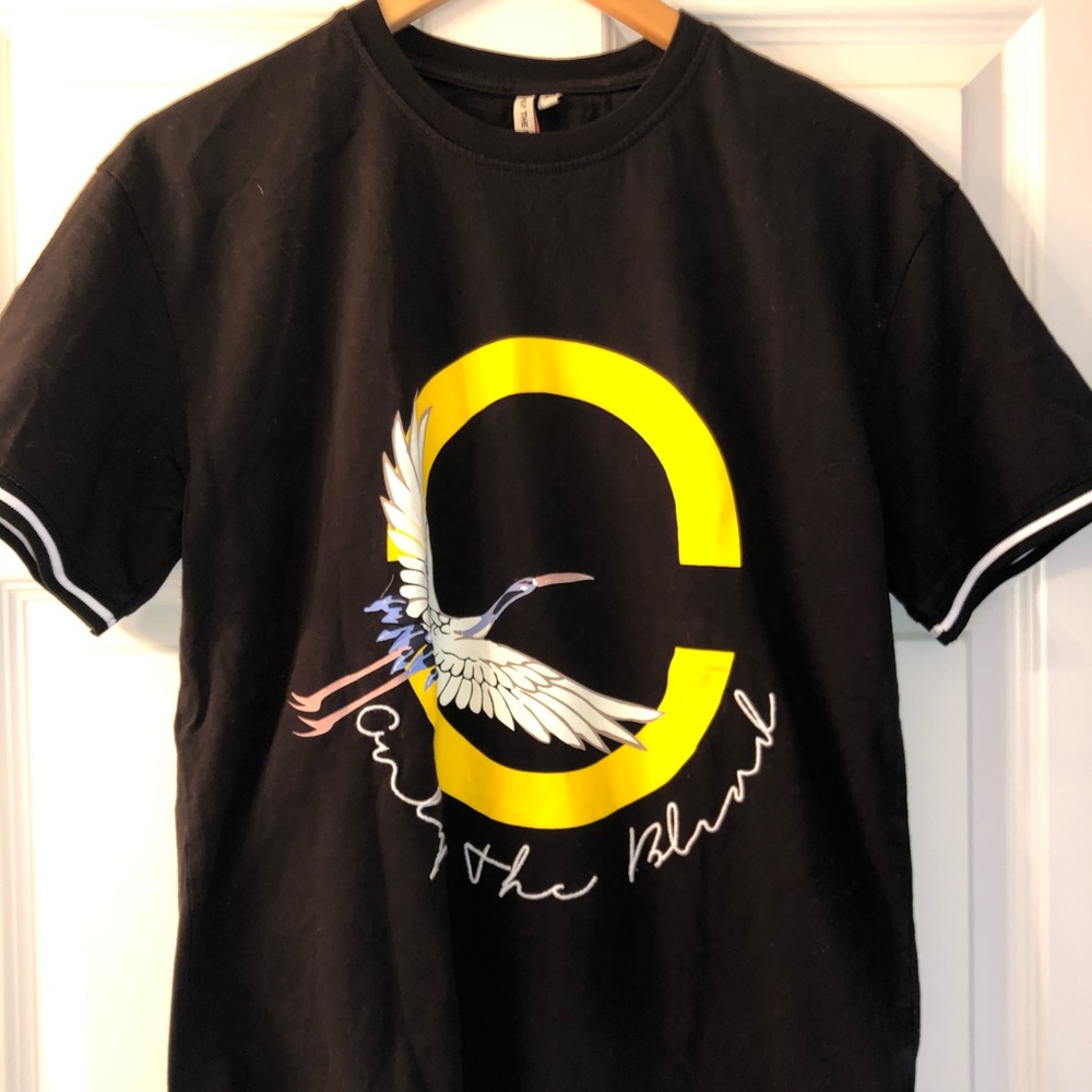 Only the blind men’s t-shirt size XS (fits S/M)